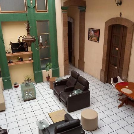 Hostal Γκουανταλαχάρα Εξωτερικό φωτογραφία