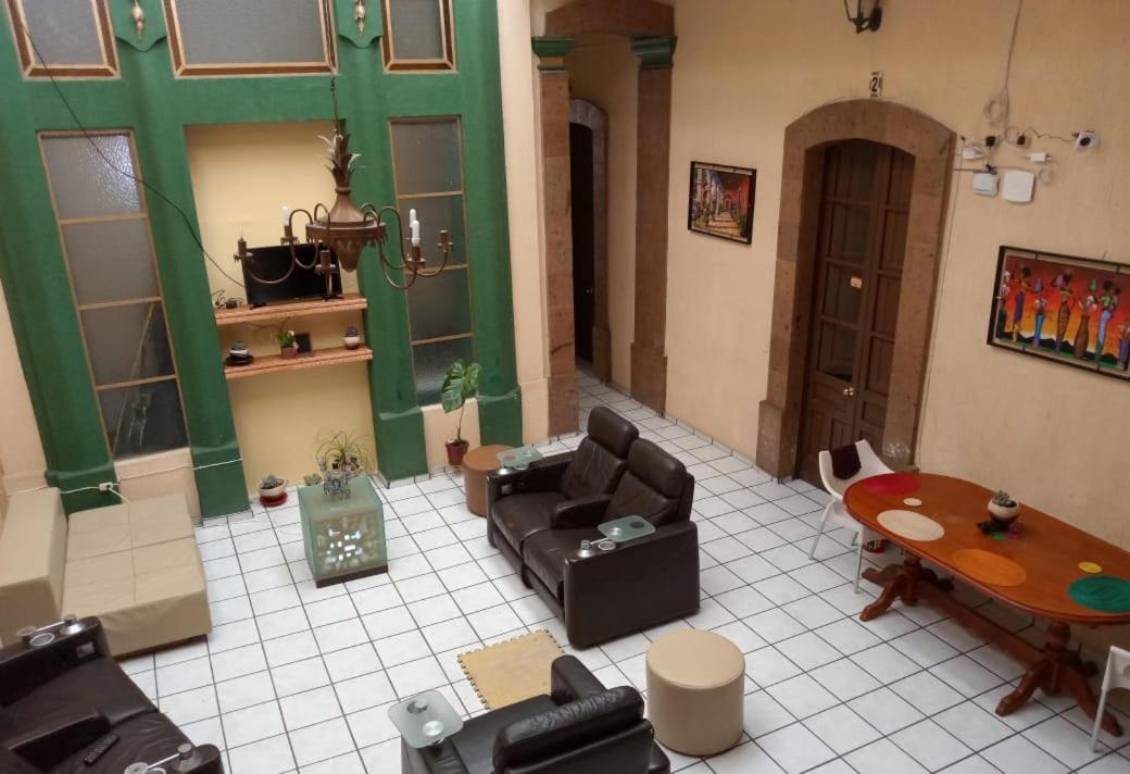 Hostal Γκουανταλαχάρα Εξωτερικό φωτογραφία