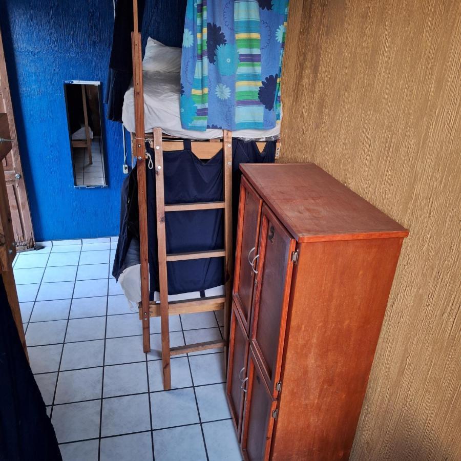 Hostal Γκουανταλαχάρα Εξωτερικό φωτογραφία
